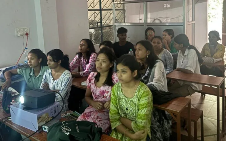 Students Thrive in Projector-Based Classes at Abhiyaan Institute, Banarhat