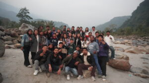 Read more about the article Abhiyaan Institute’s Grand Picnic at Jhalong!